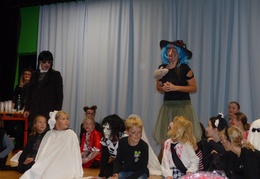 Strašidelná show