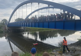 EC2460D0-5013-43EF-B5F4-AD426BCAB789