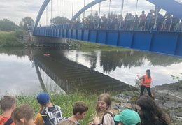 582C5D67-E437-41BF-B6BD-FFD32CC957BC